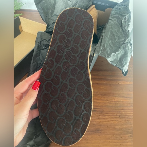 NWT Men’s Ugg Scuff Slippers - Picture 5 of 13